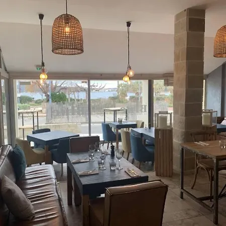 Zen Sud A Pied Pin Rolland Sablettes Apartment Saint-Elme